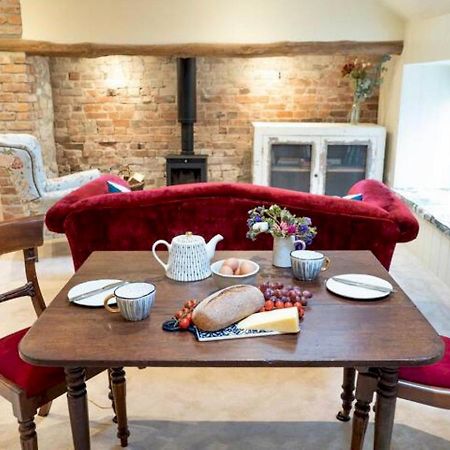 Pass The Keys Goose Feather Barn, Wedmore Luxury Cottage For Two المظهر الخارجي الصورة